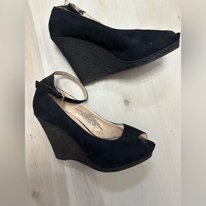 Massimo wedge size 9
